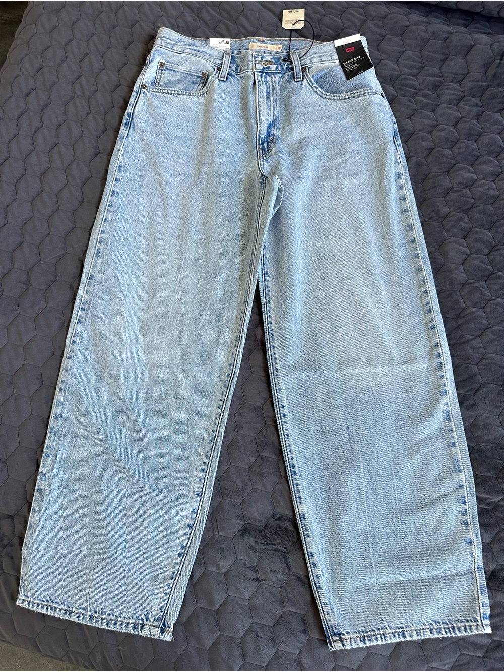 Levi's® Premium Baggy Dad Women's Jeans Light Wash 30W x 30L - Picture 2 of 9